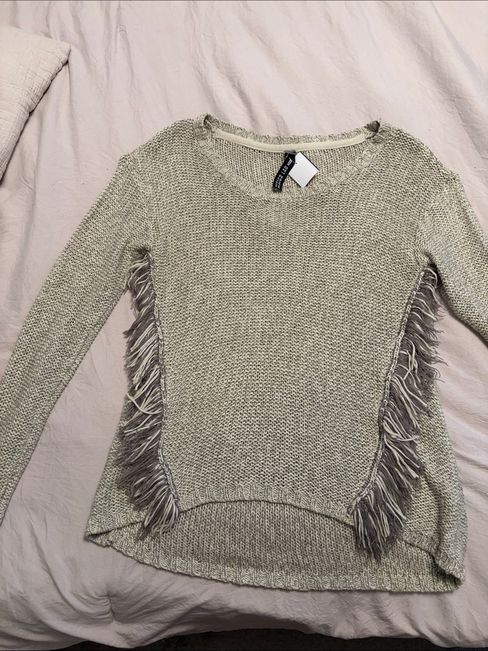 Design Lab Lord & Taylor Fringe-Trim Crewneck Sweater in Light Gray